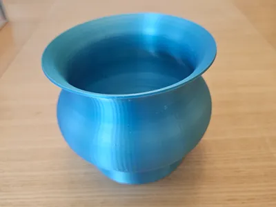 curvy pot (planter)