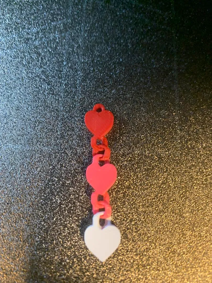 Dangling Hearts Earring view 4