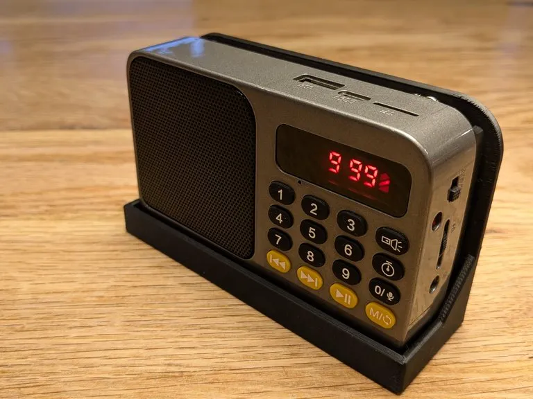 Skadis Radio Halter