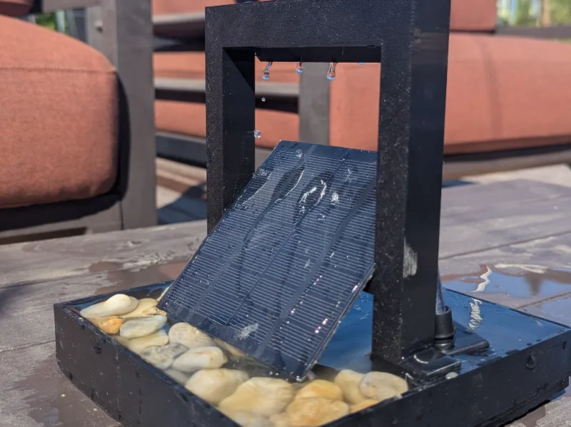 Solar Floating Monolith 11x11 Modern Water Feature