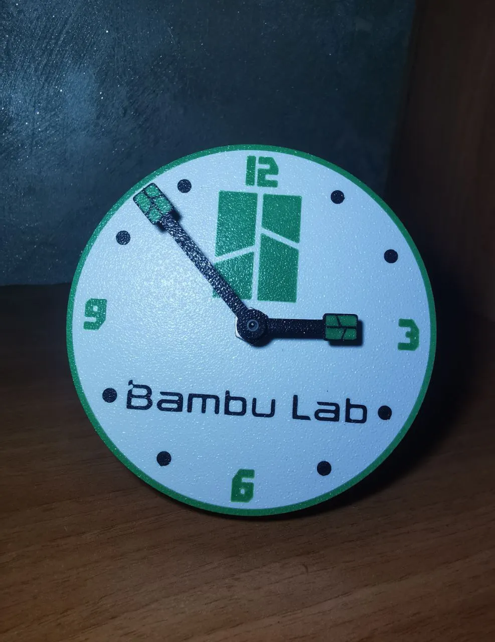 Mini Lab Clock Bambu lab desk clock with hidden box by Upcrid - MakerWorld