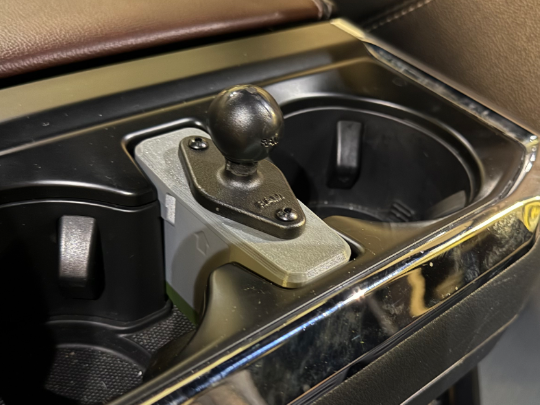 2021+ F150 rear console AMPS adapter