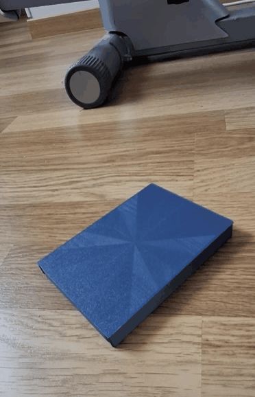 light wallet for 6 or 4 cards and papers