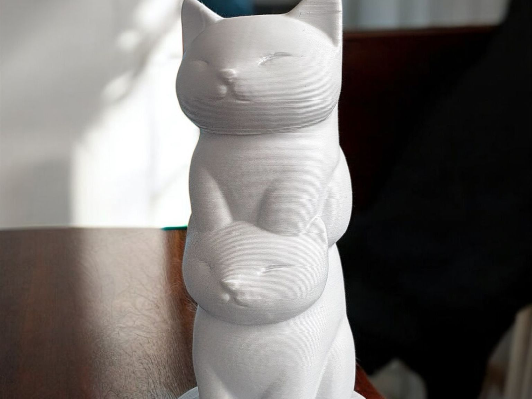 Cat Tower – Totem di Gatti in Stile Kawaii