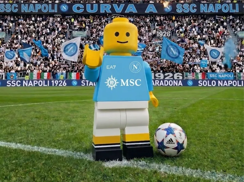 Brick MegaFigure – SSC Napoli 25/26 Home + Gambe