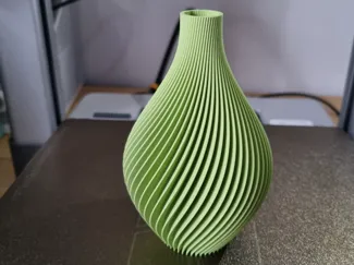 Kleine moderne Vase