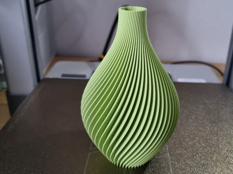 Kleine moderne Vase