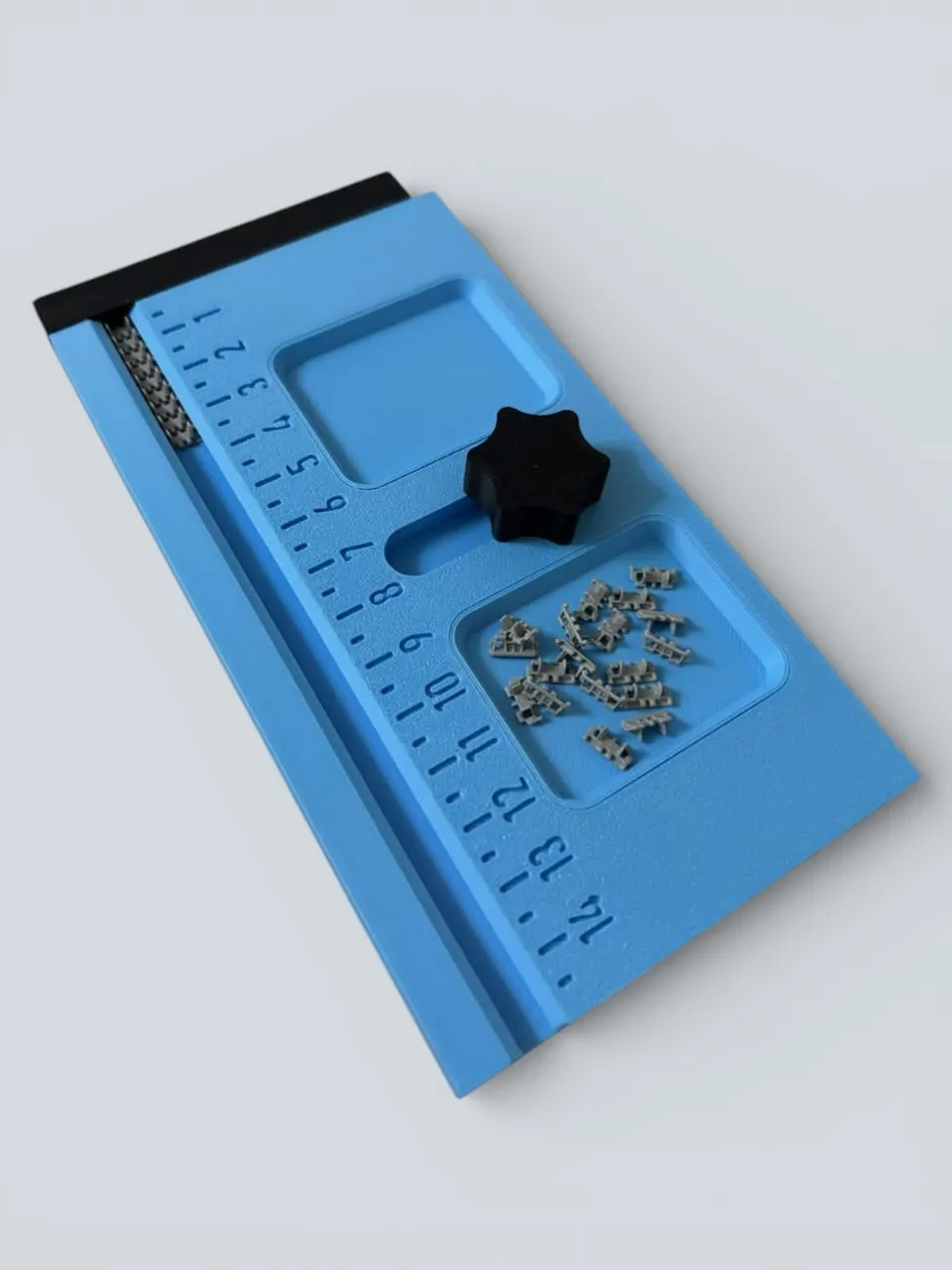 Adjustable Tank Track Links Assembly Jig - Free 3D Print Model - MakerWorld
