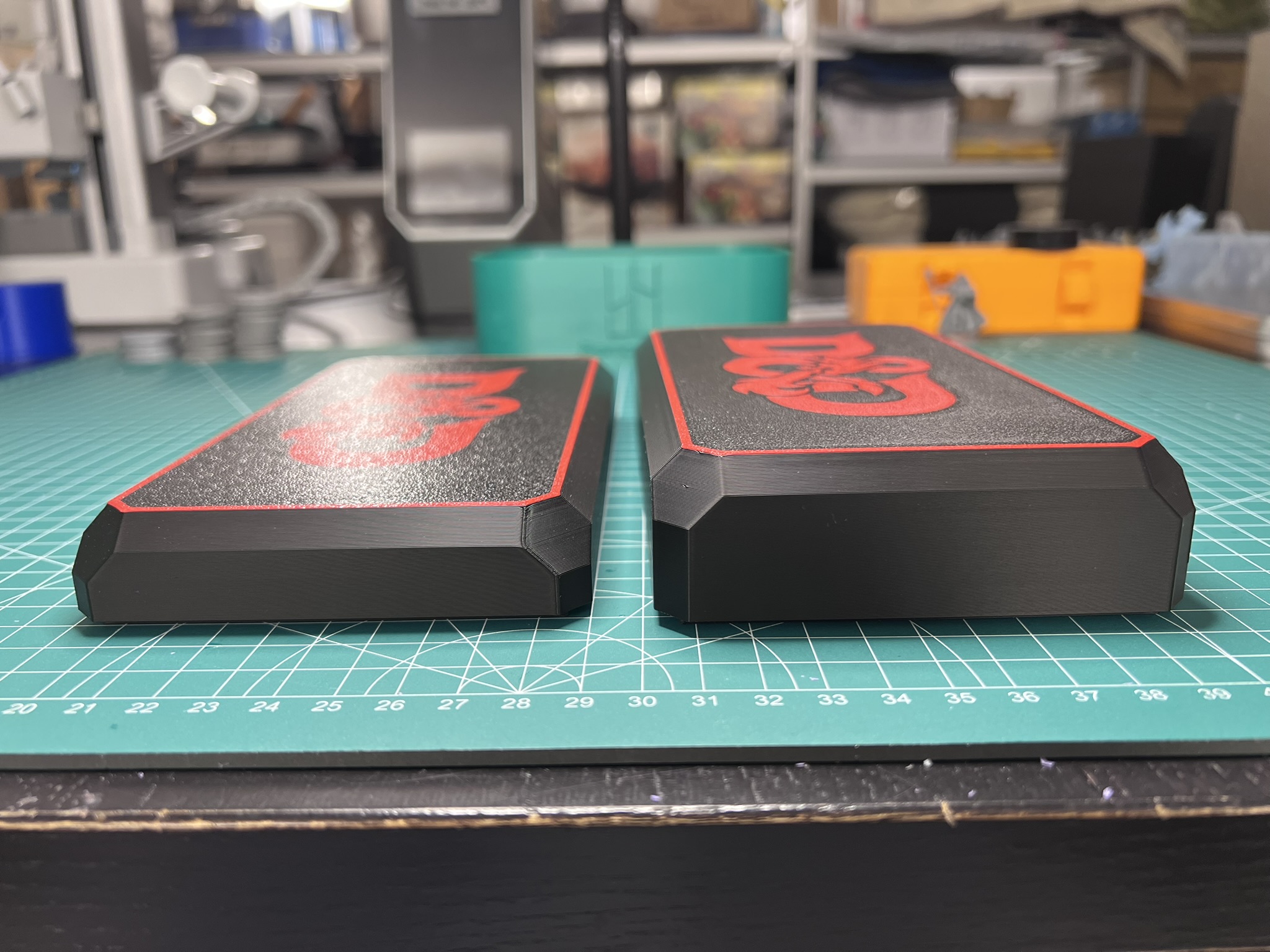 Miniatura 3 do modelo 3D Dice Box + Dice Stand
