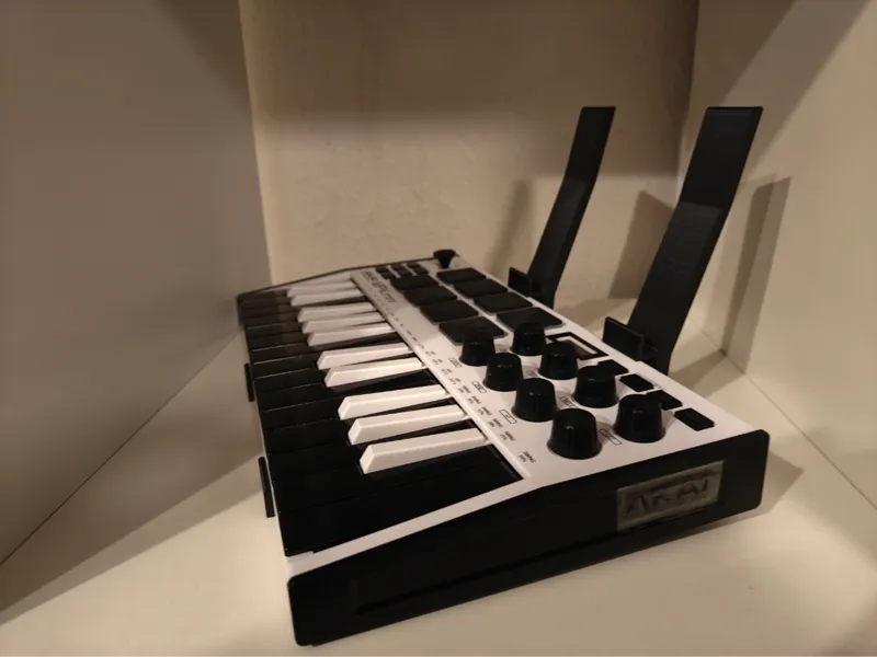 Akai MPK Mini Tablet Holder by HMR3D