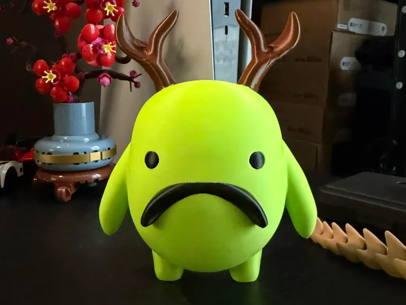 Moustache Crature (with round booty)