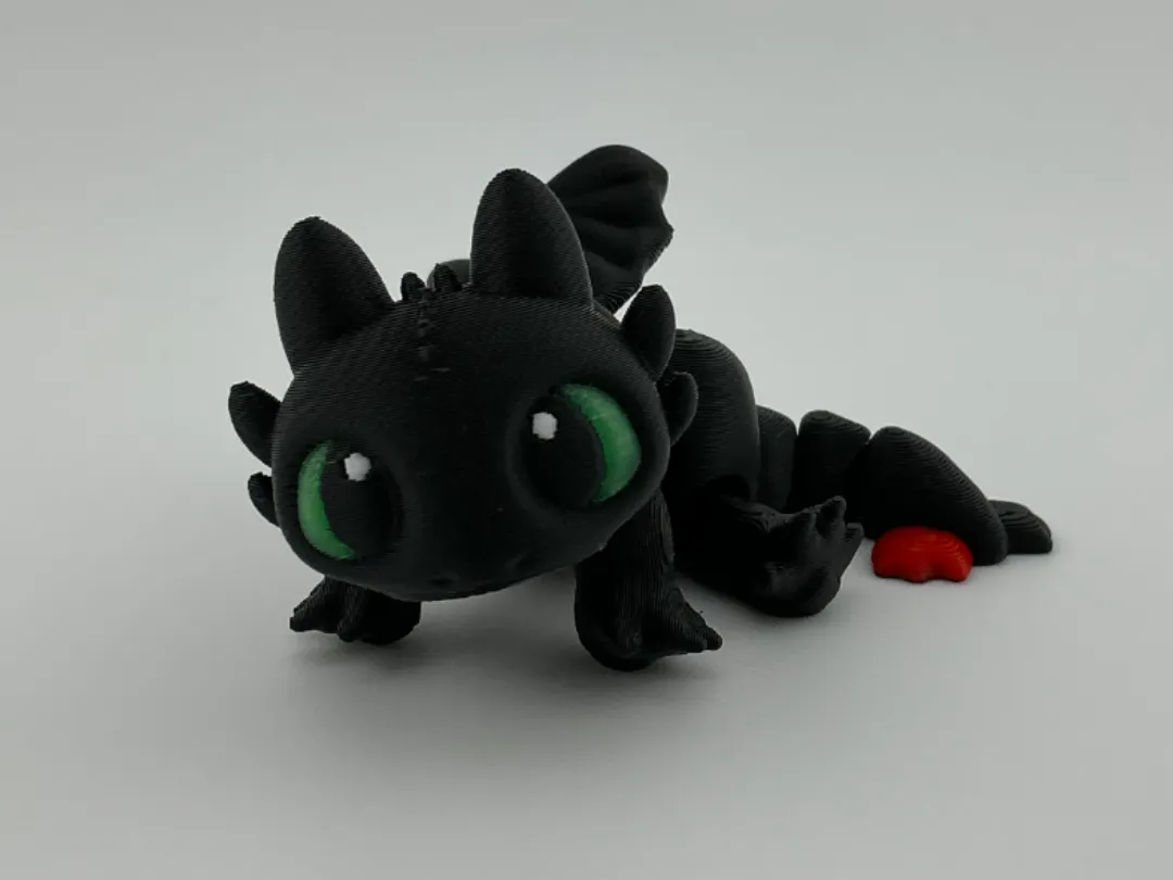 Dekorative Sammlerfigur mit Drachenornament in besonderem Design in Blau