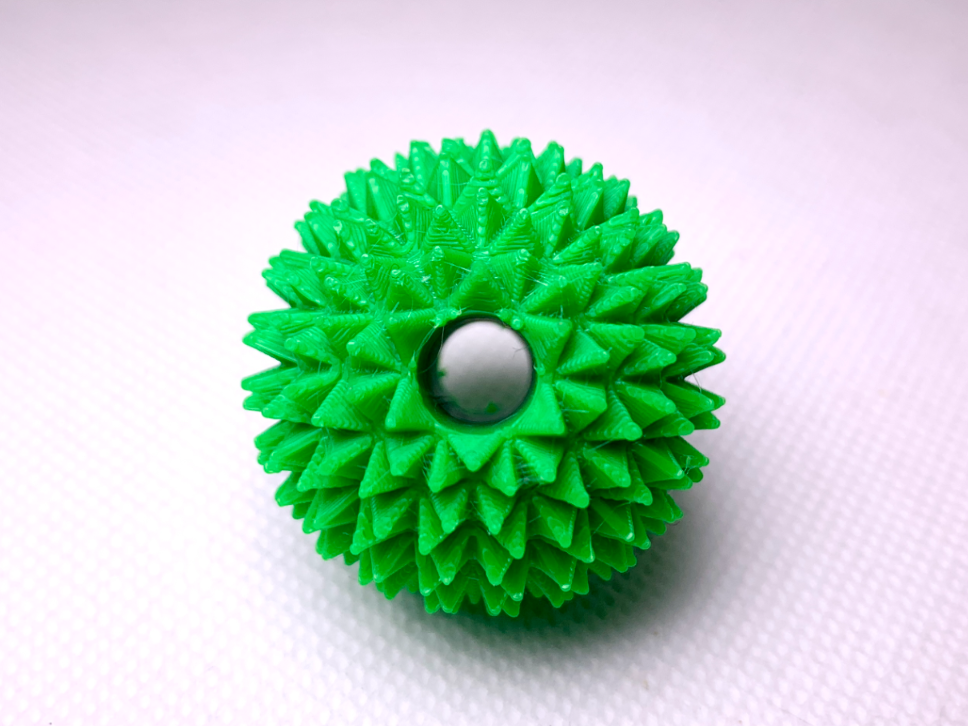 Pocket Spike Ball – 3cm Fidget Toy with Hole