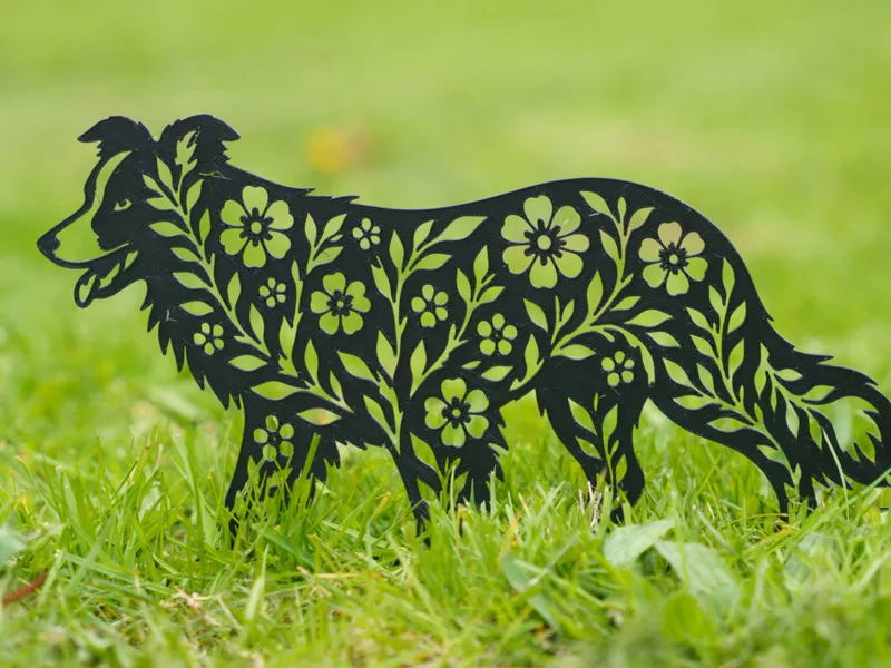 Border Collie dog garden decoration