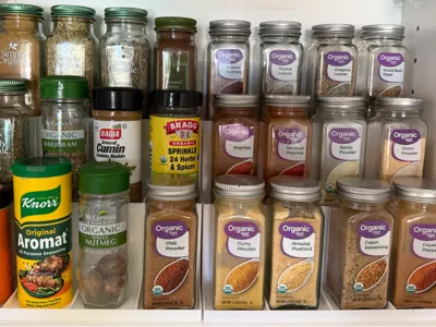 Universal Spice rack organizer Shelf Holder
