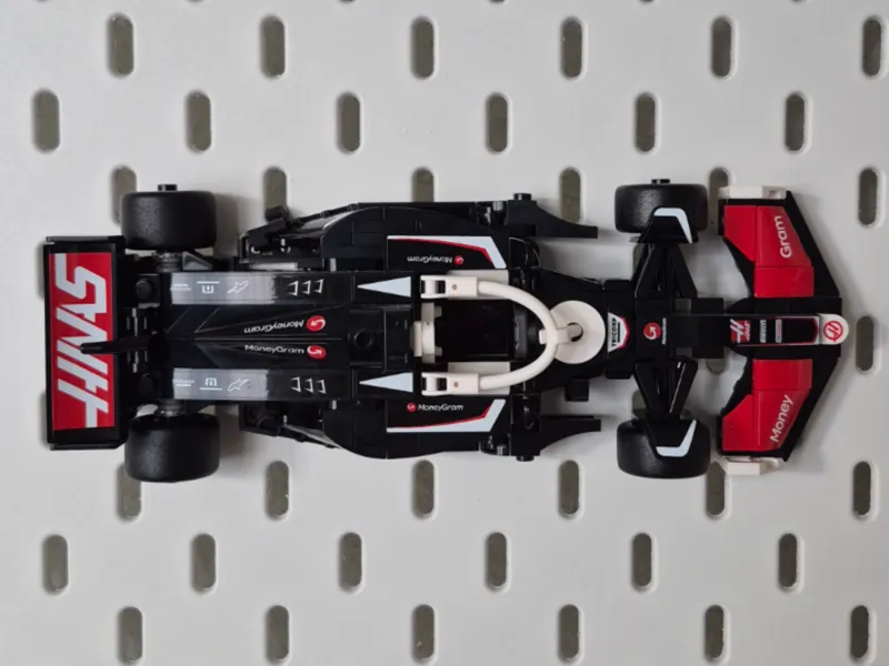 F1 Haas Holder