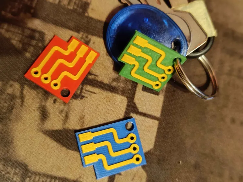 Factorio Electronic Circuit Keychain
