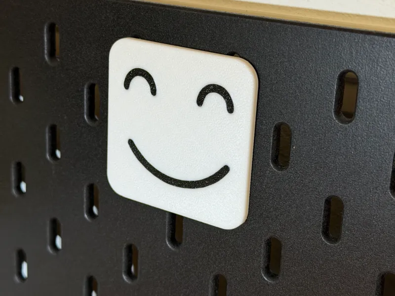 Happy Smiley for Skadis Snap on Design