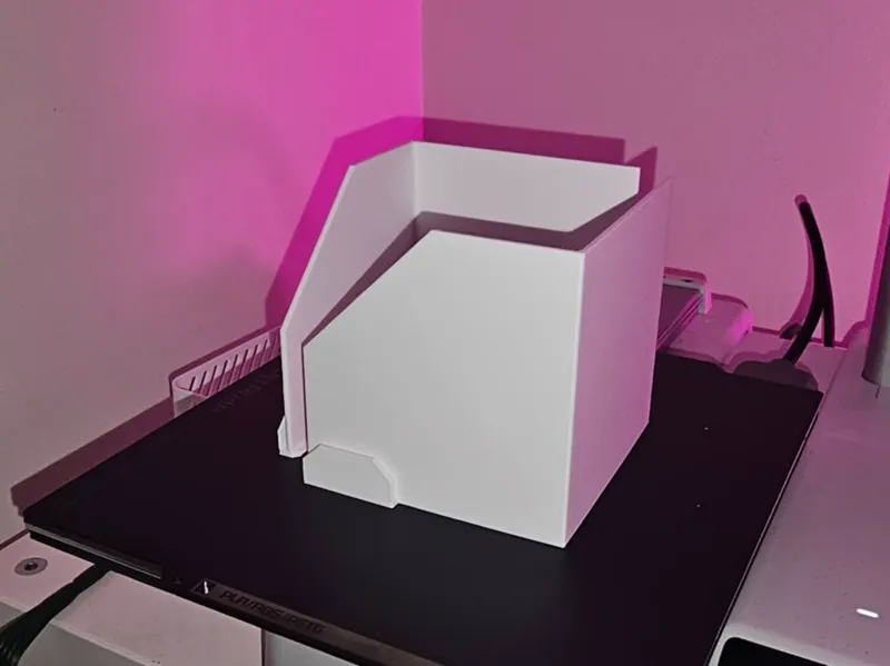 Strong invisible book end, no supports, on A1 Mini