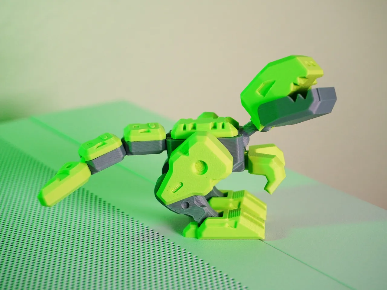 Mecha Raptor - Model Kit view 3