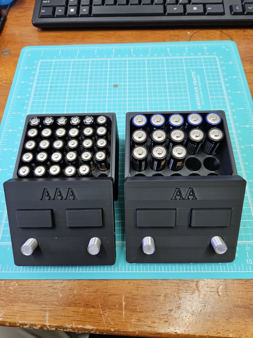 Car battery container for AA and AAA batteries by Captain_May - MakerWorld