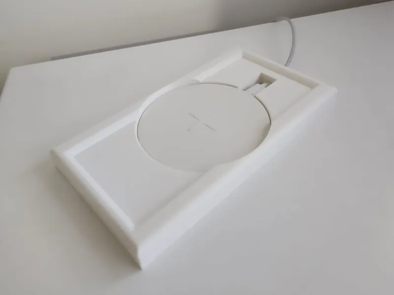 Livboj Fold 4 Wireless Charging centering