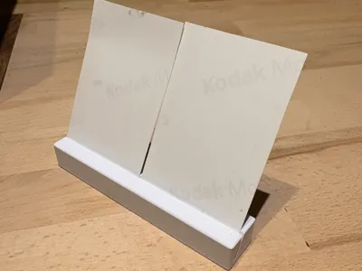 Small picture holder for 10x15 cm or 5x8 cm