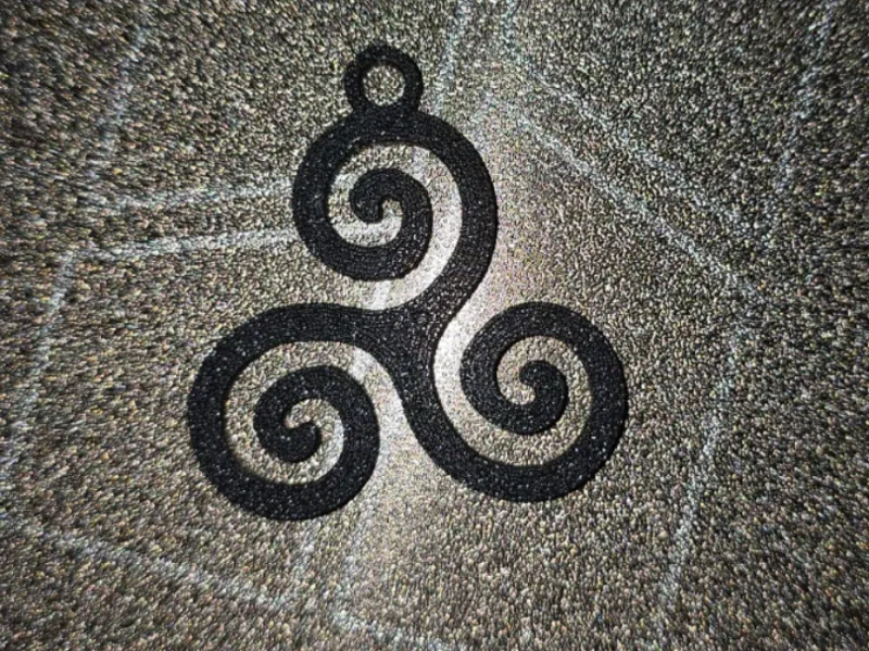 triskelion keychain - portachiavi