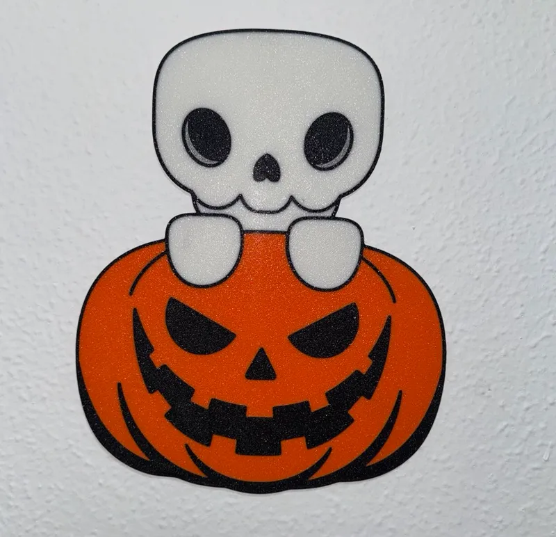 Pumpkin with Skeleton / Calabaza con Esqueleto