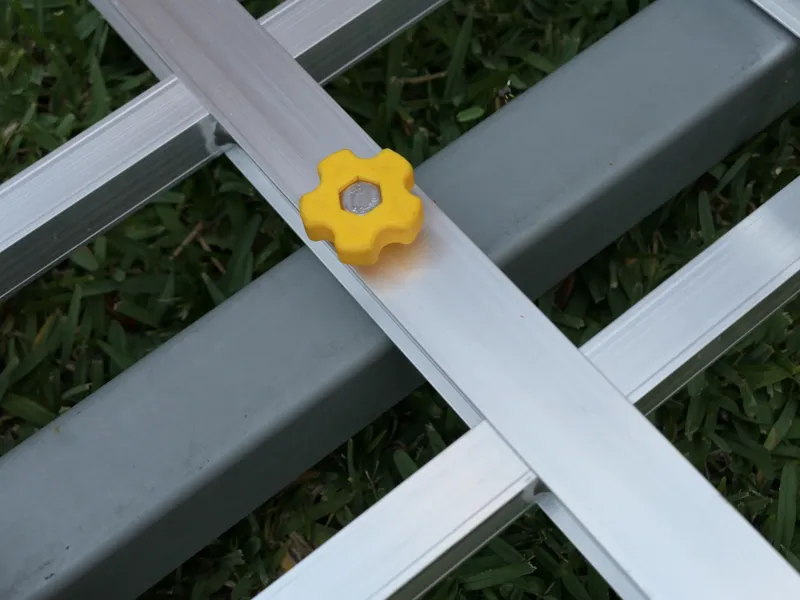 Low-Profile M8 Knob