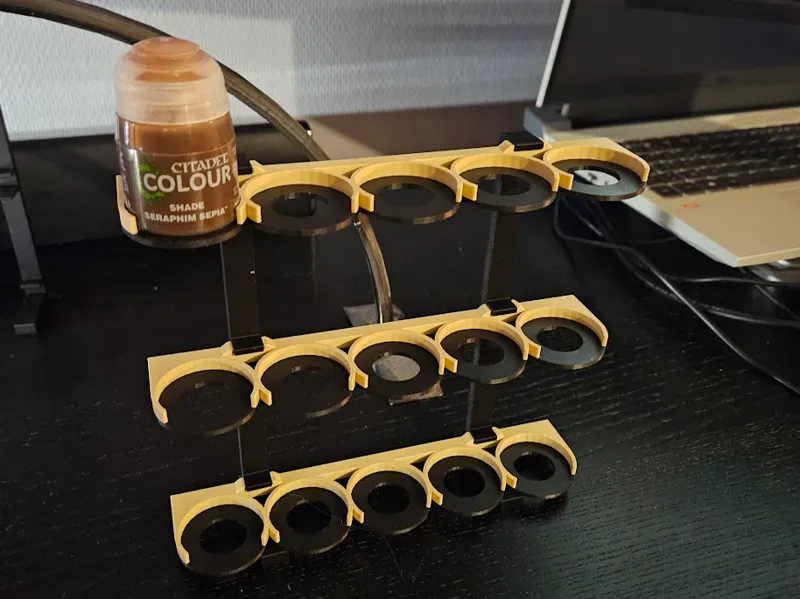 Citadel pots shelf