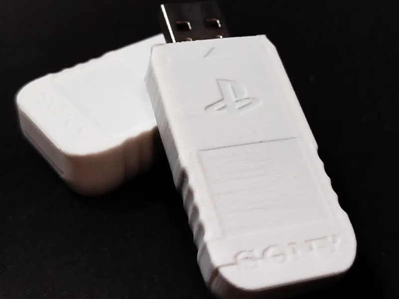 PlayStation Memory Card USB Stick Case