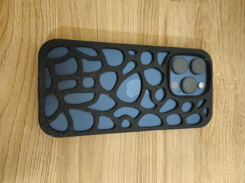 Cover Iphone 15 pro Voronoi