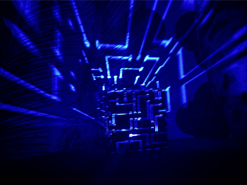 Monolith Light Cube – 6 Piece Puzzle Lamp