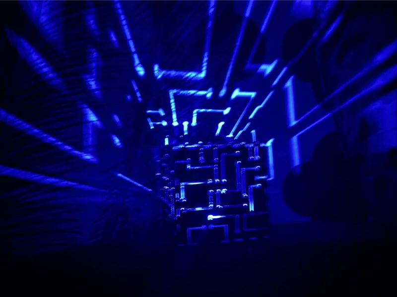 Monolith Light Cube – 6 Piece Puzzle Lamp