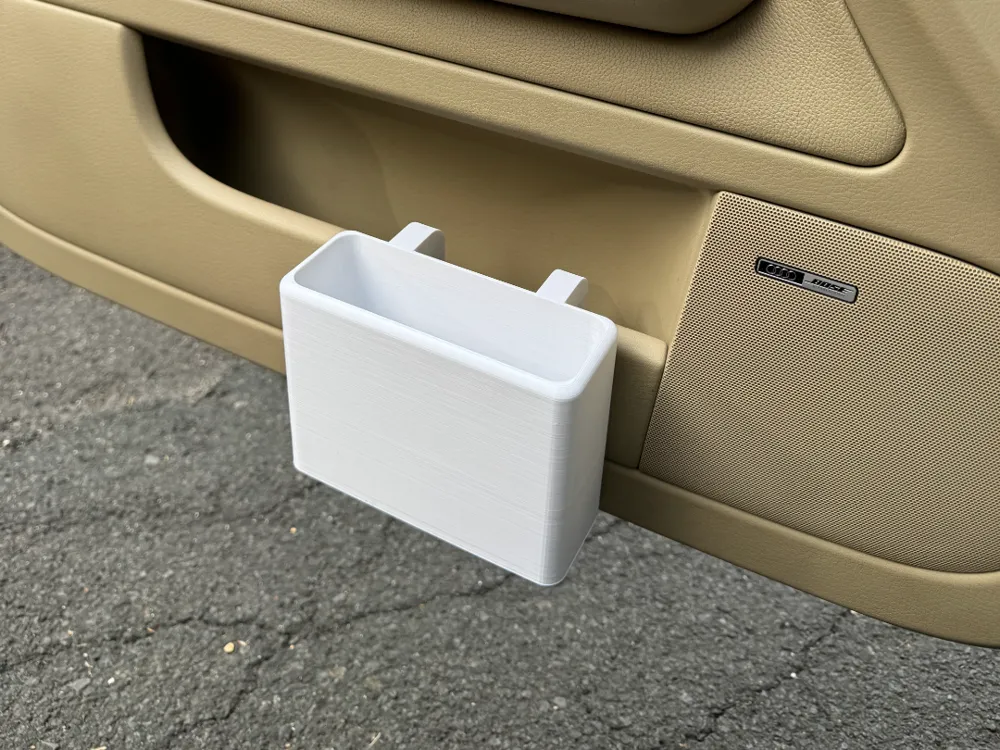 Accesorio para filamento: Universeller Mülleimer für Autotüren. Referencia del modelo original.