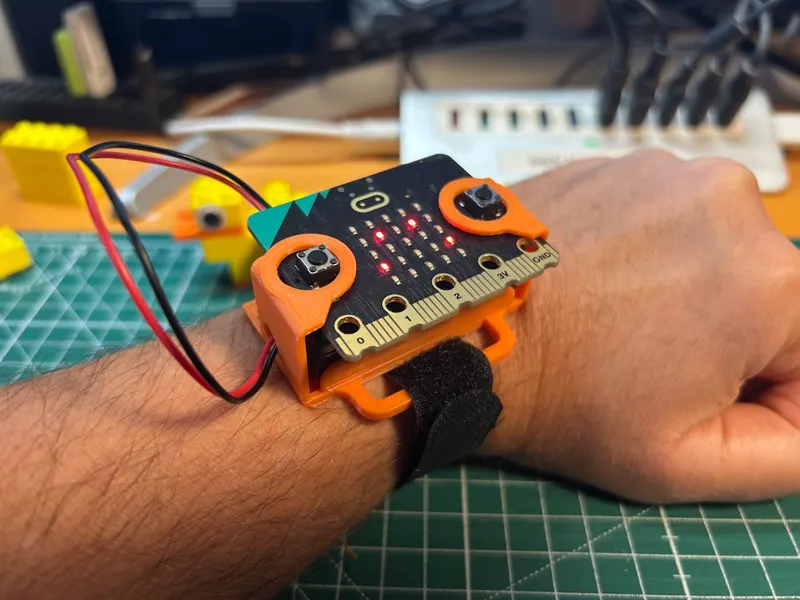 Robottillo:bit 3.0 - werable