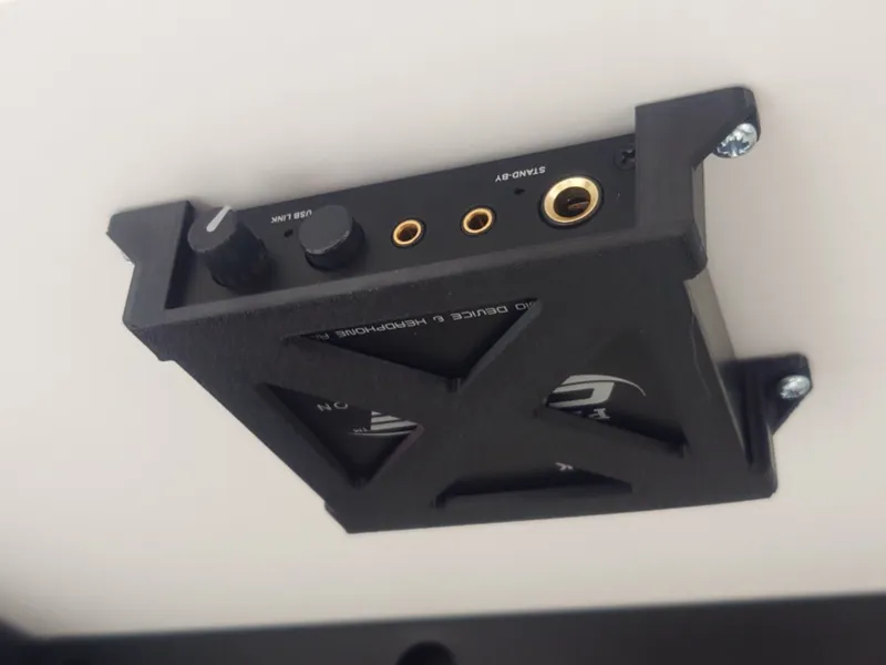 Audiotrak Prodify Cube DAC underdesk mount