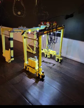 RTG Crane (Rubber Tire Gantry)