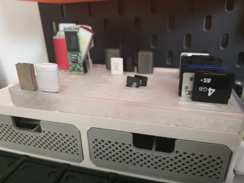 Gridfinity Usb-Sd-MicroSd card storage