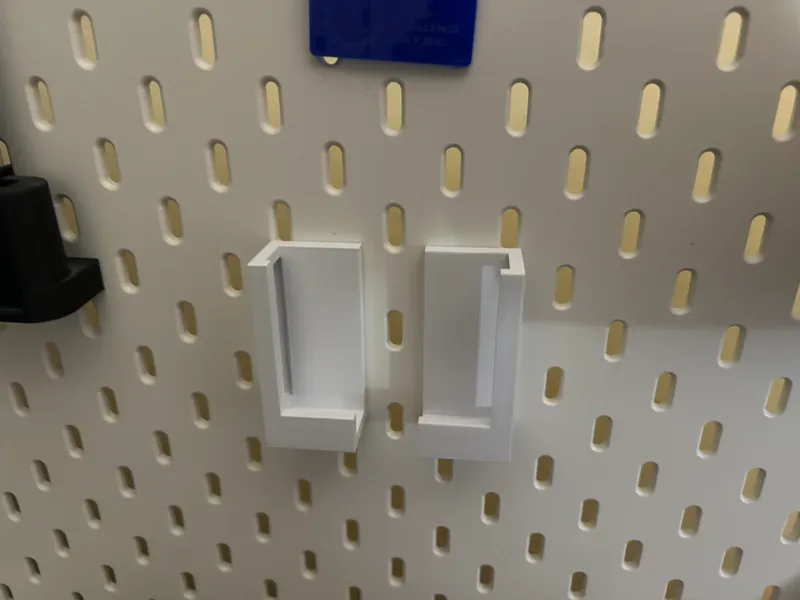 Supporto per Monitor / Tablet per IKEA Skådis