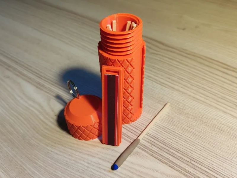 Waterproof storm matches box 