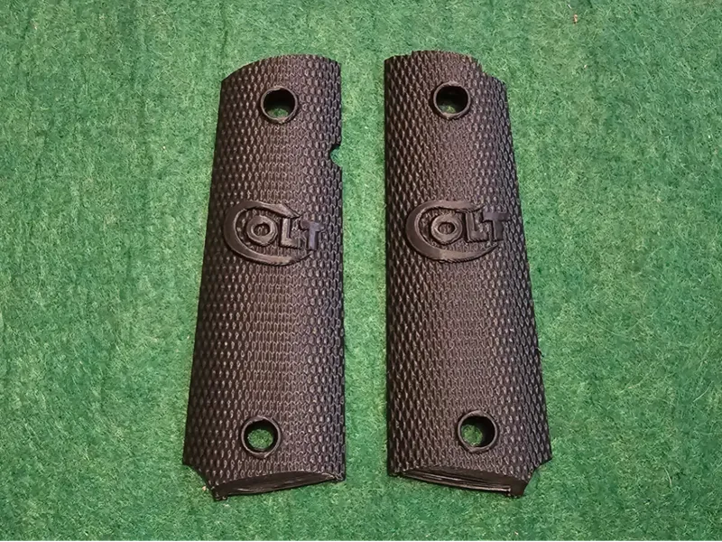 Plaquettes Colt 1911 MGC - Quadrillage / Logo