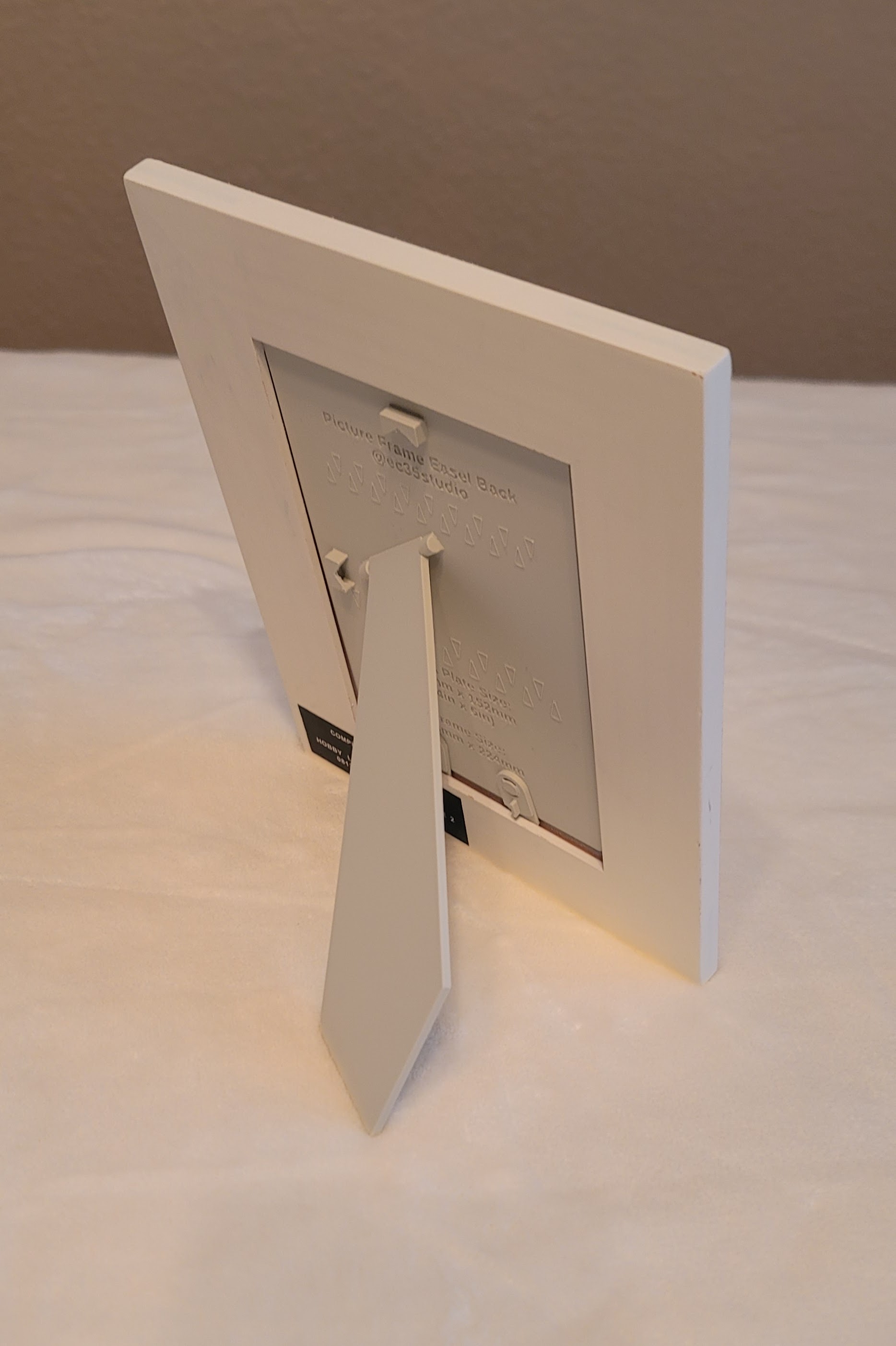 Miniatura 2 do modelo 3D Parametric Picture Frame Back