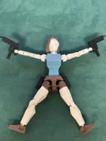Lara 13