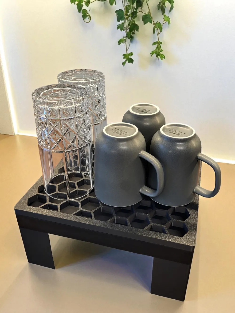 Modern Drying Rack (Standing) - Free 3D Print Model - MakerWorld