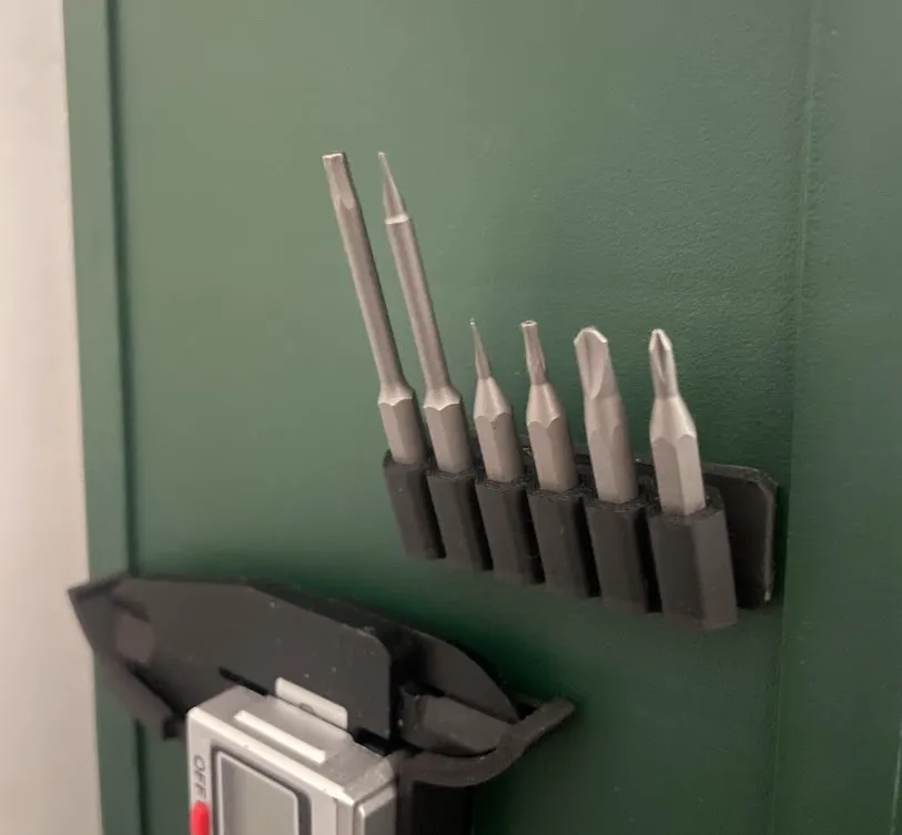 Compact 4mm Bits Holder by Lameen - MakerWorld