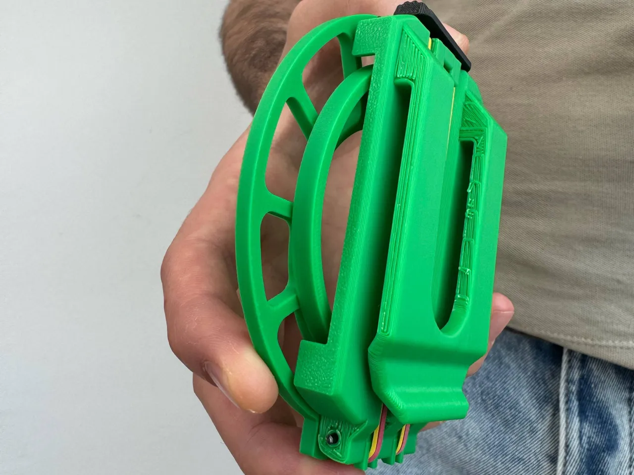 Foldable belt drink holder view 3