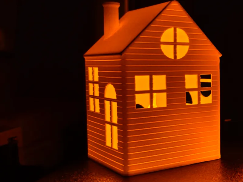 House (tea light)