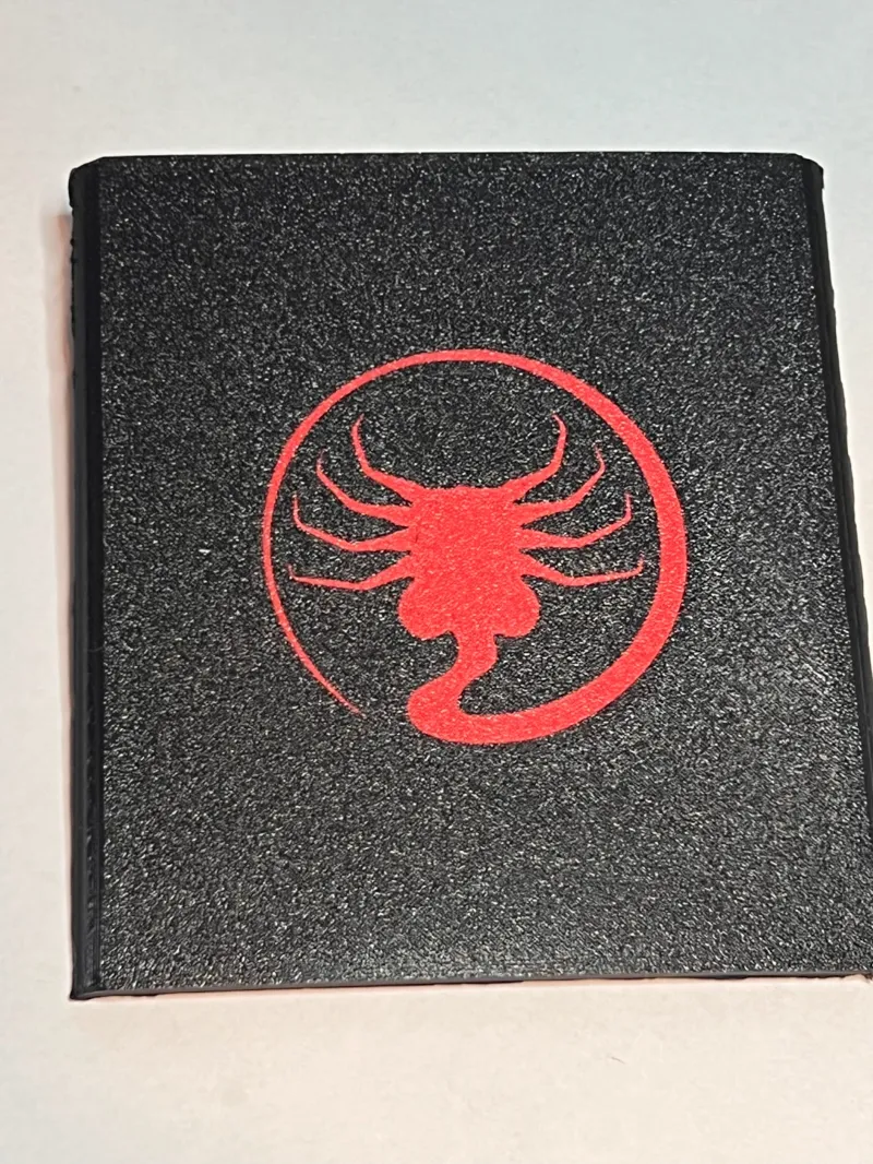 Alien Facehugger RPG 30d6 Magnetic Dice Box Lid